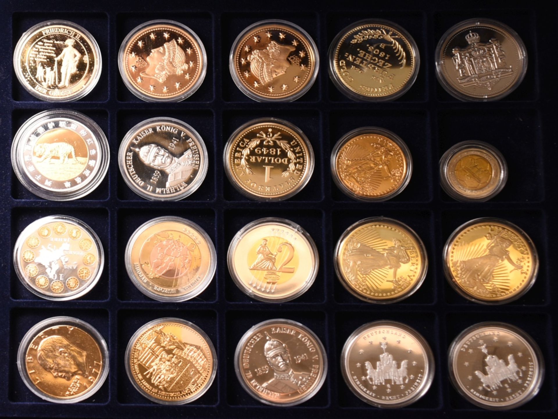 Konvolut Münzen und Medaillen insg. wohl an die 60 Stück, dabei Prägungen zu Themen aus Deutschl - Image 2 of 2