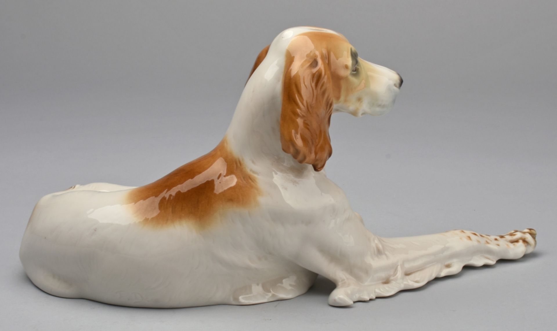 Hundefigur Hersteller: Metzler & Ortloff, Ilmenau, Entwurf Fritz Diller, Modellnr. 7709, ruhender I - Bild 3 aus 3