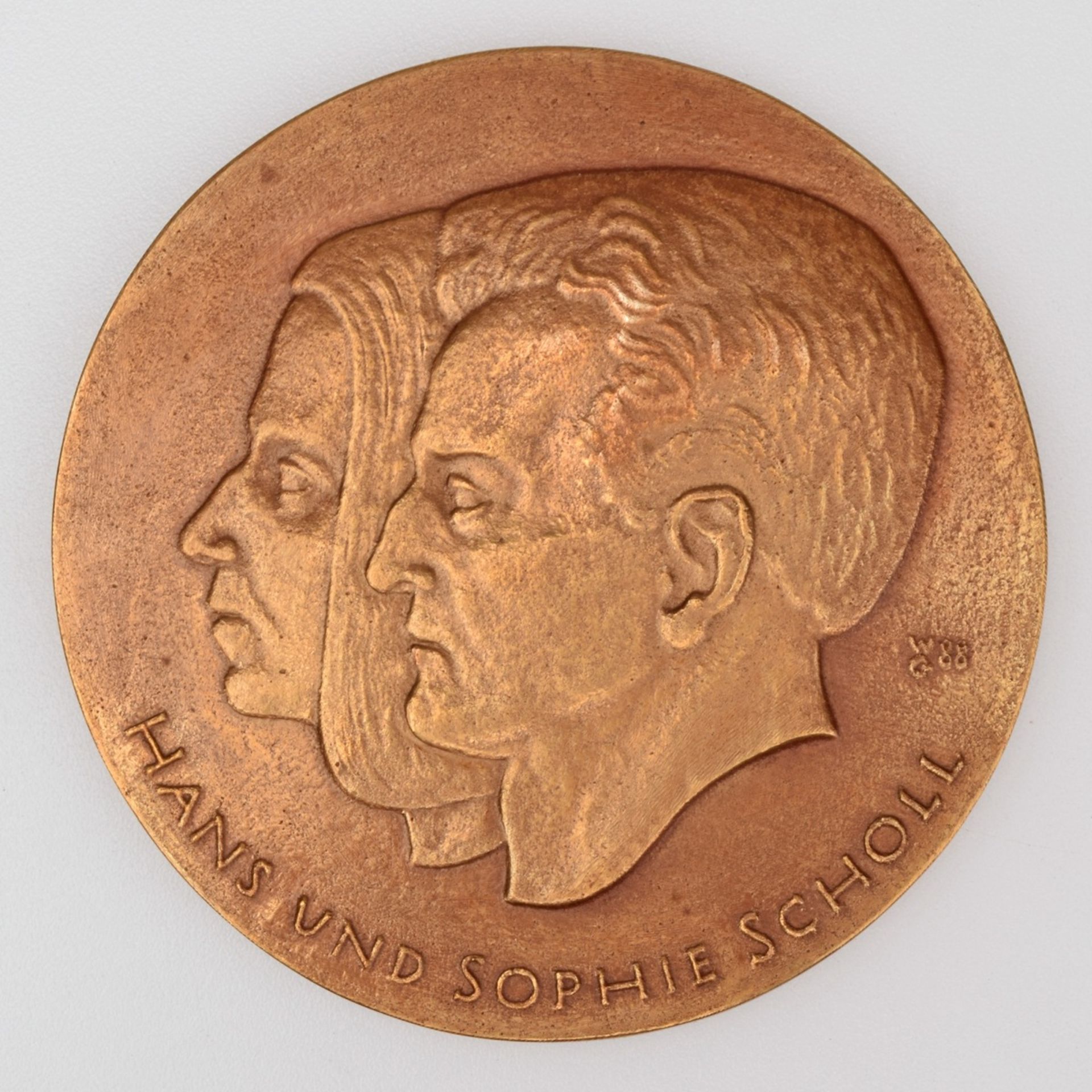 Medaille "Hans und Sophie Scholl" Bronze, Hersteller: Bronzegießerei Hans Füssel - Ingrid Günzel - Bild 2 aus 3