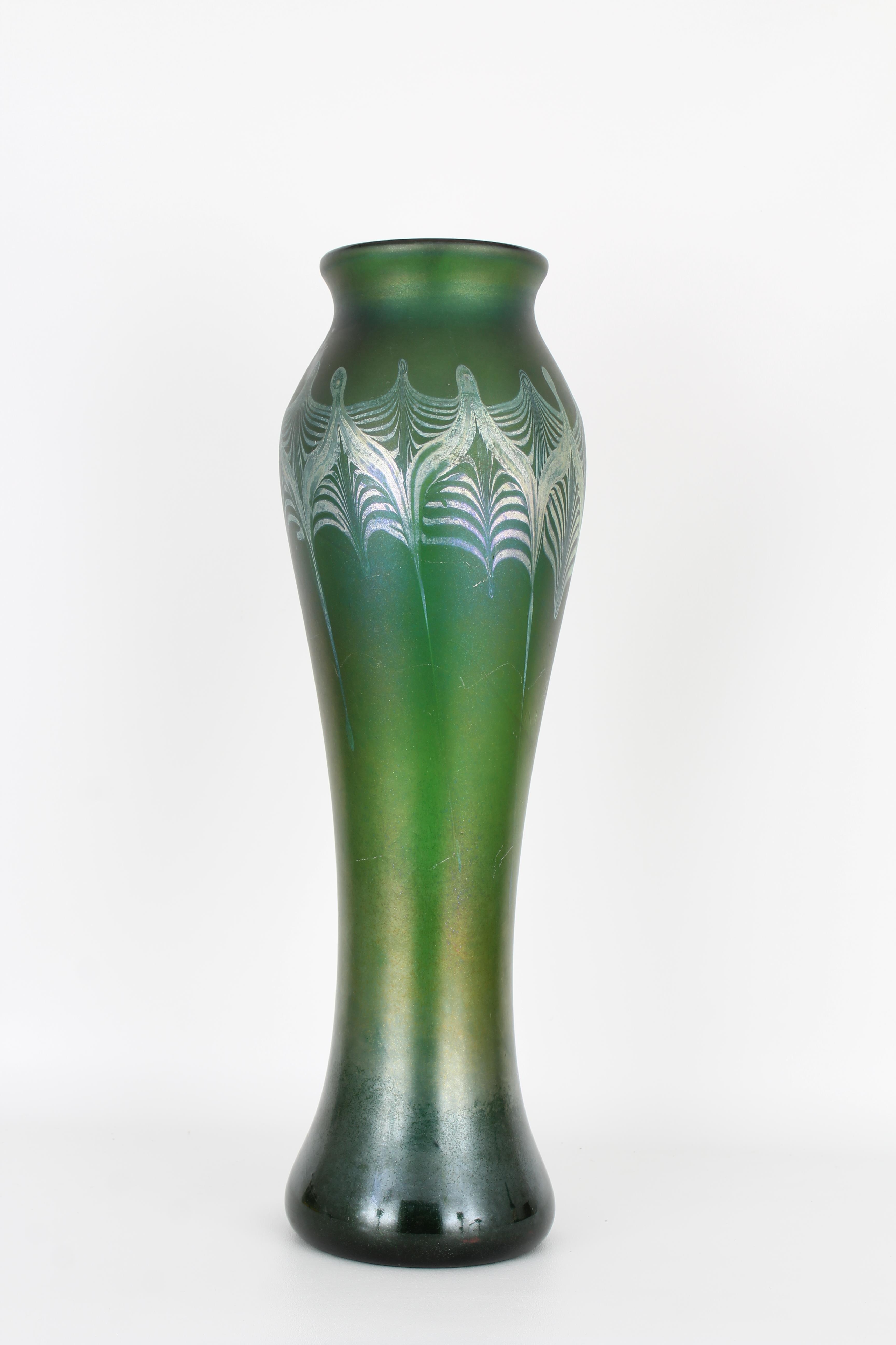 Large Tiffany Favrile Glass Vase - Image 3 of 10