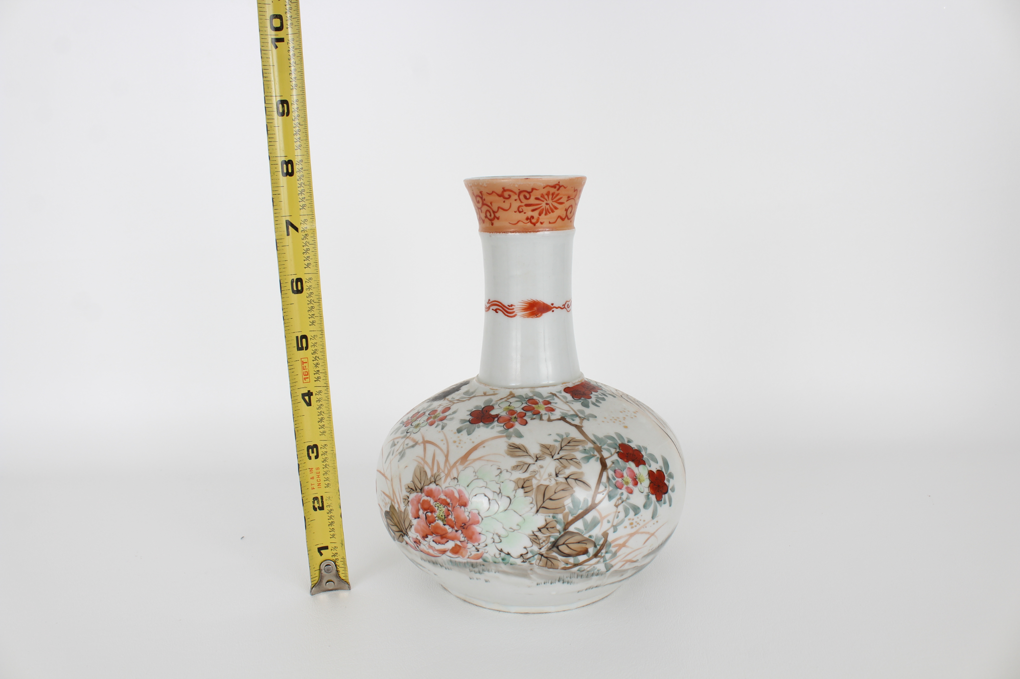 Japanese Kutani Porcelain Vase - Image 6 of 7