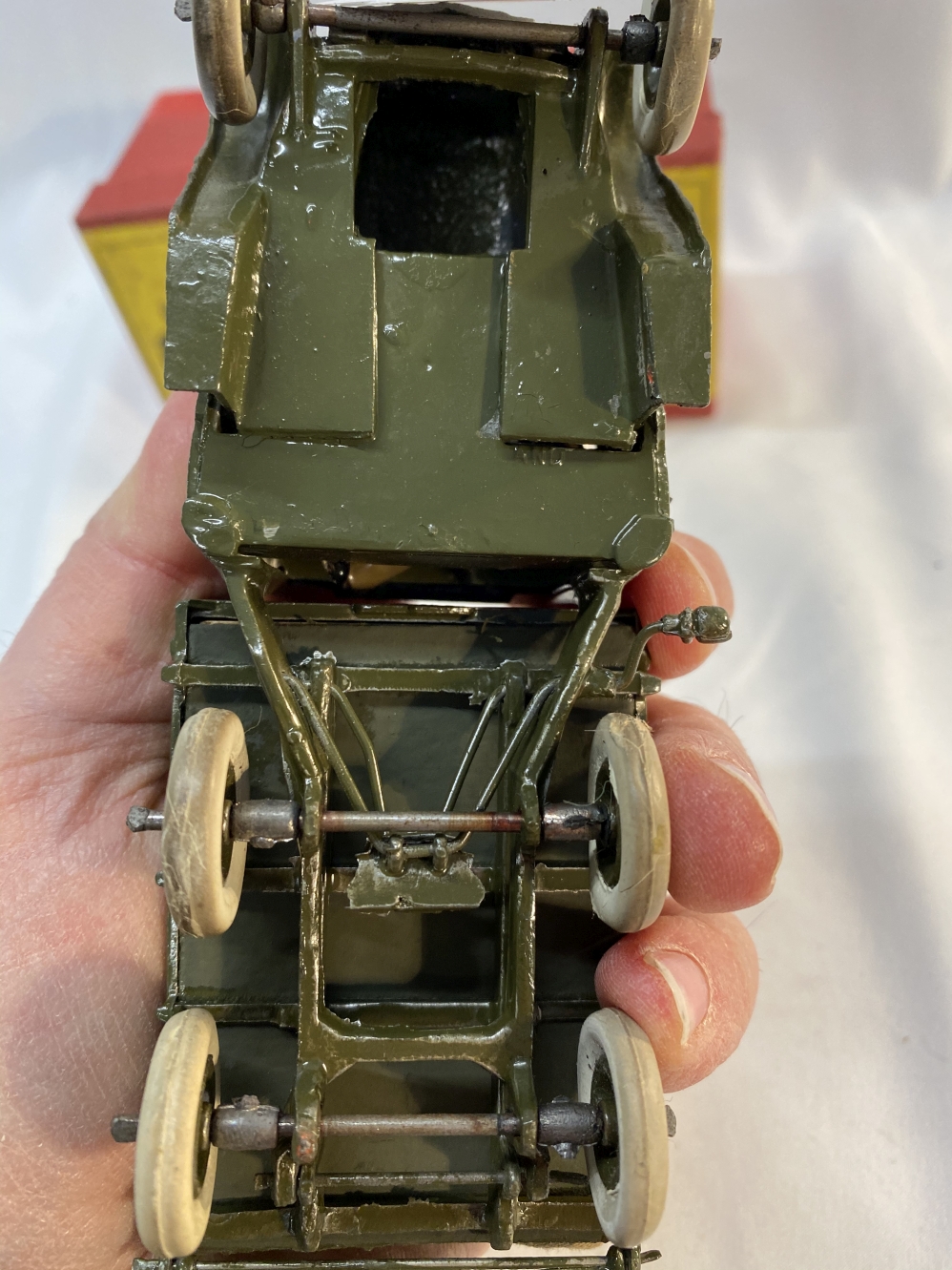 Military Toys: W. Britain, lorry, army, six wheeled type with driver and accessories, military - Image 3 of 4
