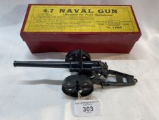 Military Toys: W. Britain, 4.7ins Naval Gun mounted for field operations. 7¾ins long, military