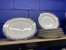 Late 19th cent. Grainger Royal Works Worcester dinner service, pattern 3896. Cobalt blue rim with