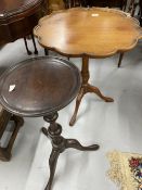 19th cent. Mahogany pie crust tripod side table. 25½ins. x 22ins.