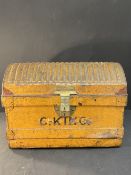 OCEAN LINER: Rare Cunard emigrants' tin trunk with Cunard/Jones Brothers, Wolverhampton to the lock,