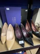 Fashion/Designer Shoes & Boots: Stuart Weitzman black kitten heel court 'Twiggy', boxed with dust