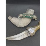 Militaria: Very ornate silver presentation Jambiya dagger, the bone handle, silver mounted in it's