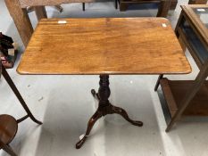 19th cent. Mahogany rectangular table of small proportions, turned twist column support on shaped