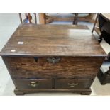 Late 18th/early 19th cent. Oak mule chest, single lift up compartment over two drawers, of modest