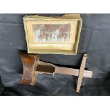 Early 20th cent. 3D mahogany photo viewer with fourteen postcards.