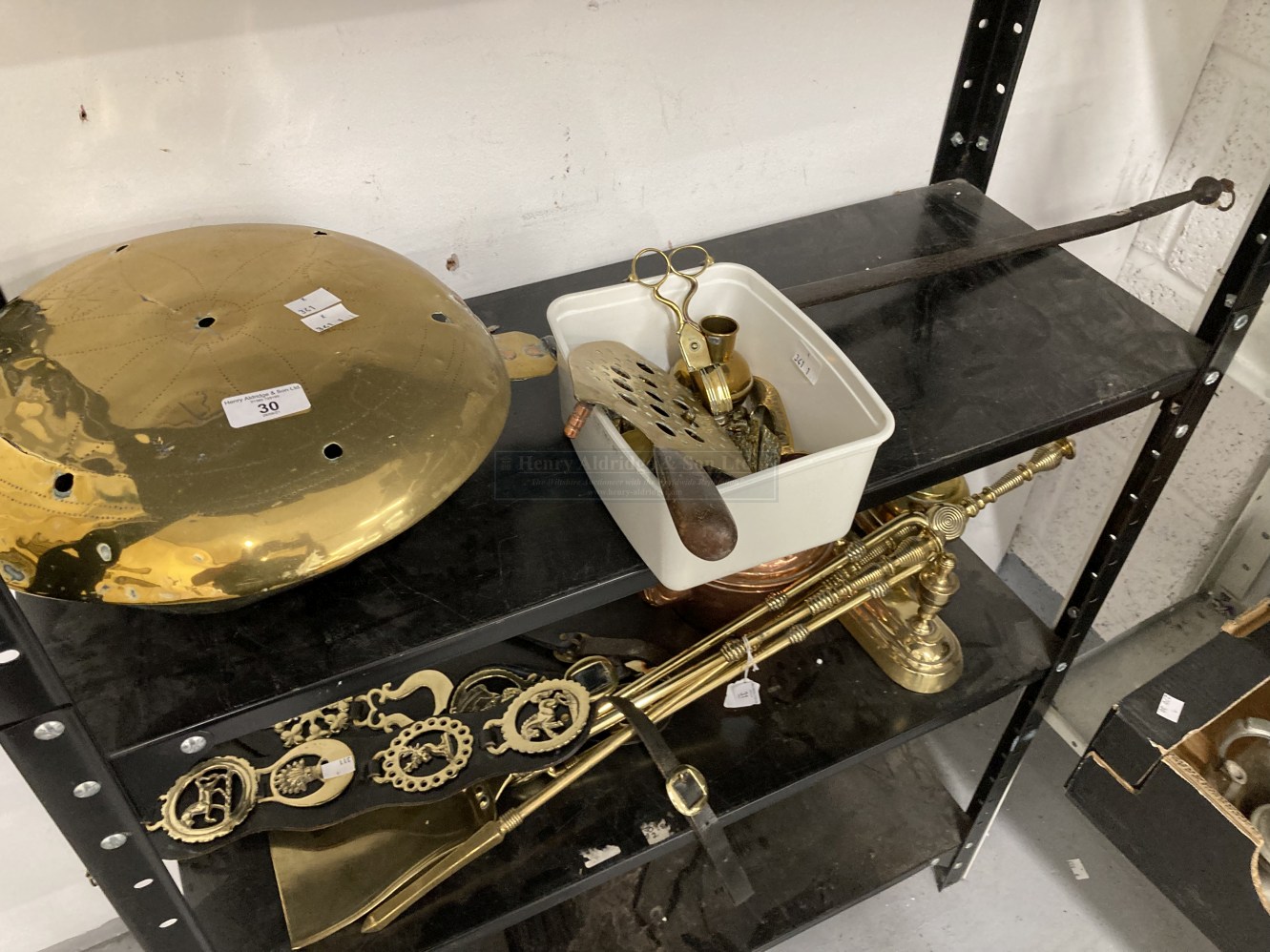 18th cent. Brass warming pan together with an assortment of small brassware.