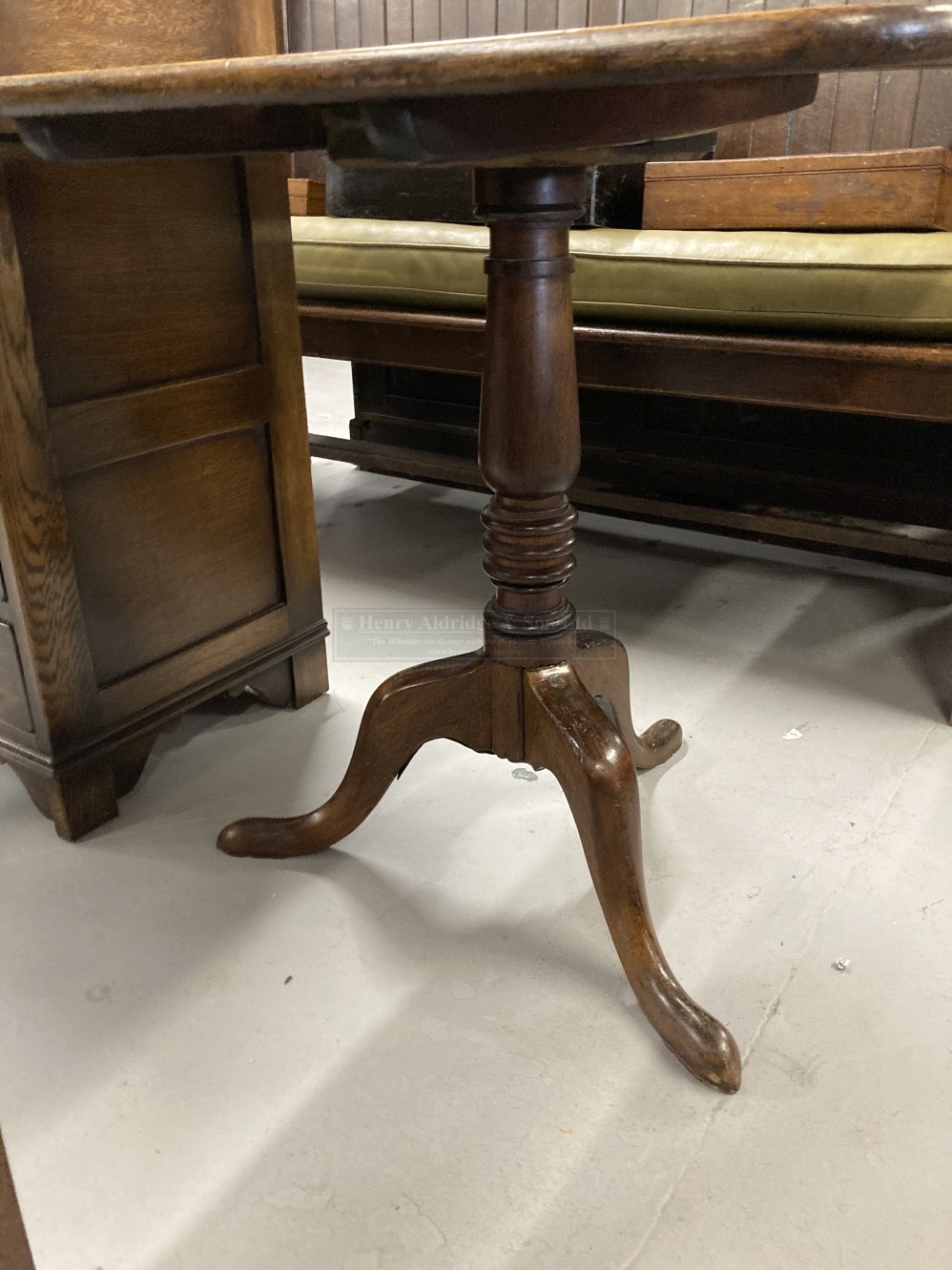 Late 18th/early 19th cent. Oak square tilt top table on tripod leg base. 28½ins. x 27½ins. - Image 3 of 3