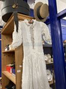 Late 19th/Early 20th cent. Fashion: White lawn wedding dress, Peter Pan ruffle collar, elbow