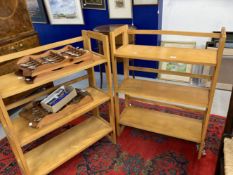 20th cent. Beech folding bookcases. 28ins. x 37ins. (2)