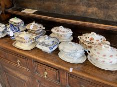 Late 19th/early 20th cent. Sauce tureens and ladles on stands. Meakin cream/blue and gilt tureen