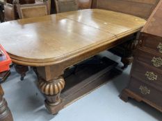 Late 19th cent. Oak extending dining table with two leaves. When fully extended measures 100ins. x