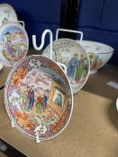 Robert David Muspratt-Knight Collection: English Porcelain New Hall slops bowl, pattern 1064,