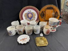 20th cent. Ceramics: Military Commemoratives Grimwades WWI Peace mug, mug with print of the peace