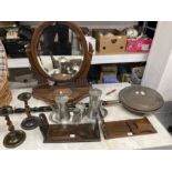 19th cent. Mahogany dressing table mirror plus two sets of Victorian bookends, Dutch post-modern