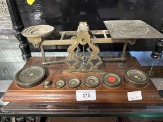 19th cent. Set of Inland Letter Post Office scales.