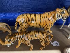 20th cent. Ceramics: Beswick Tiger No 2096, model 1486 and another unmarked Tiger.