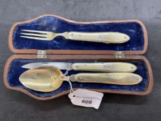 Early 20th cent. Russian silver campaign/picnic set comprising knife, spoon, fork with helix