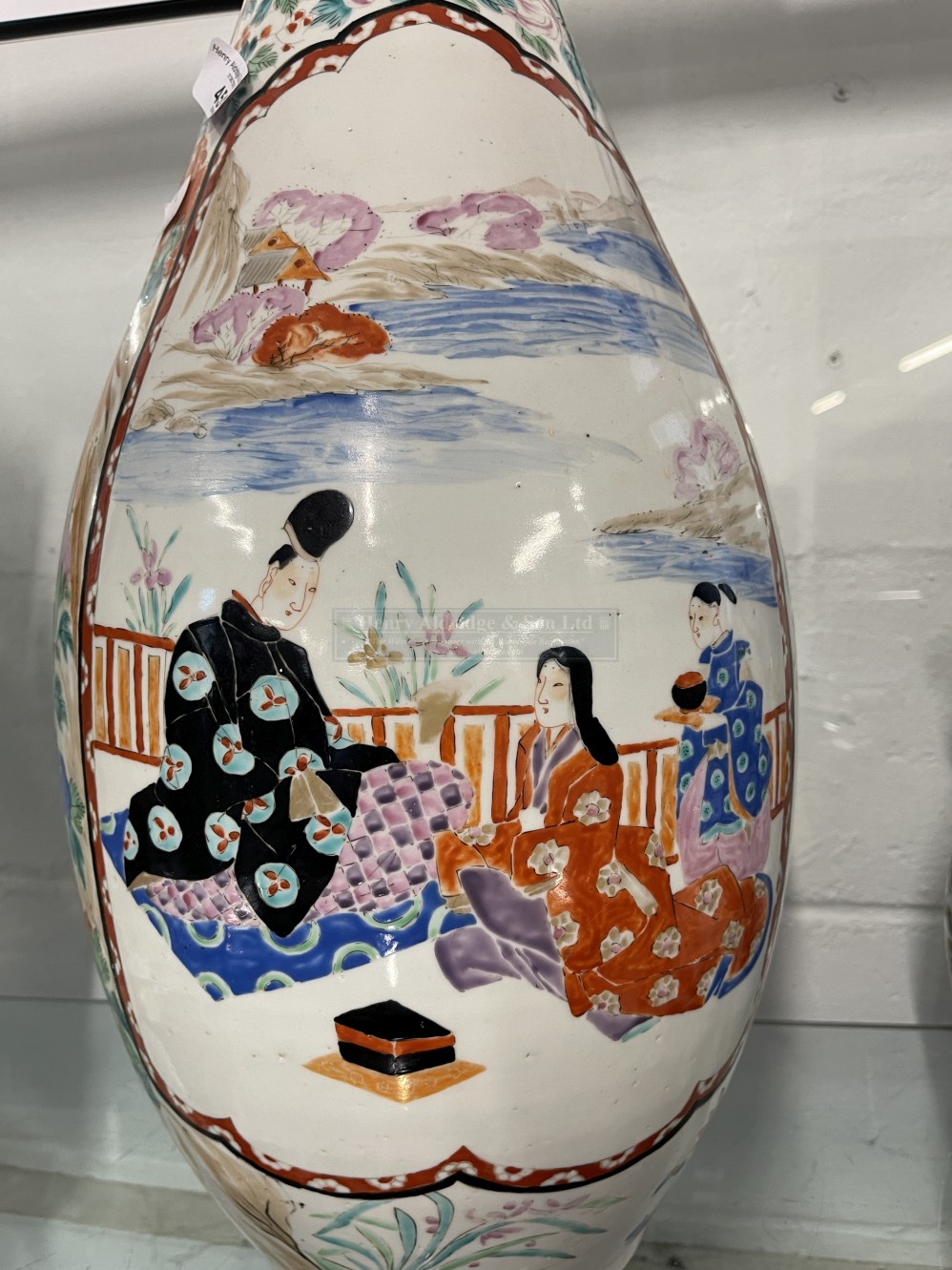 19th cent. Japanese vase with flared neck decorated with stylised scenes, reign marks to the damaged - Image 5 of 5