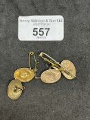 Hallmarked Jewellery: Pair of oval chain cufflinks, and a bar brooch, riding crop and horseshoe