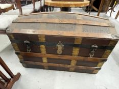 Early 20th cent. Dome top shipping trunk. 32ins. x 20ins. x 18ins.