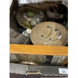 20th cent. Oriental, mixed Lot, velvet box with plated dragon plaque, plated Chinese box, carved