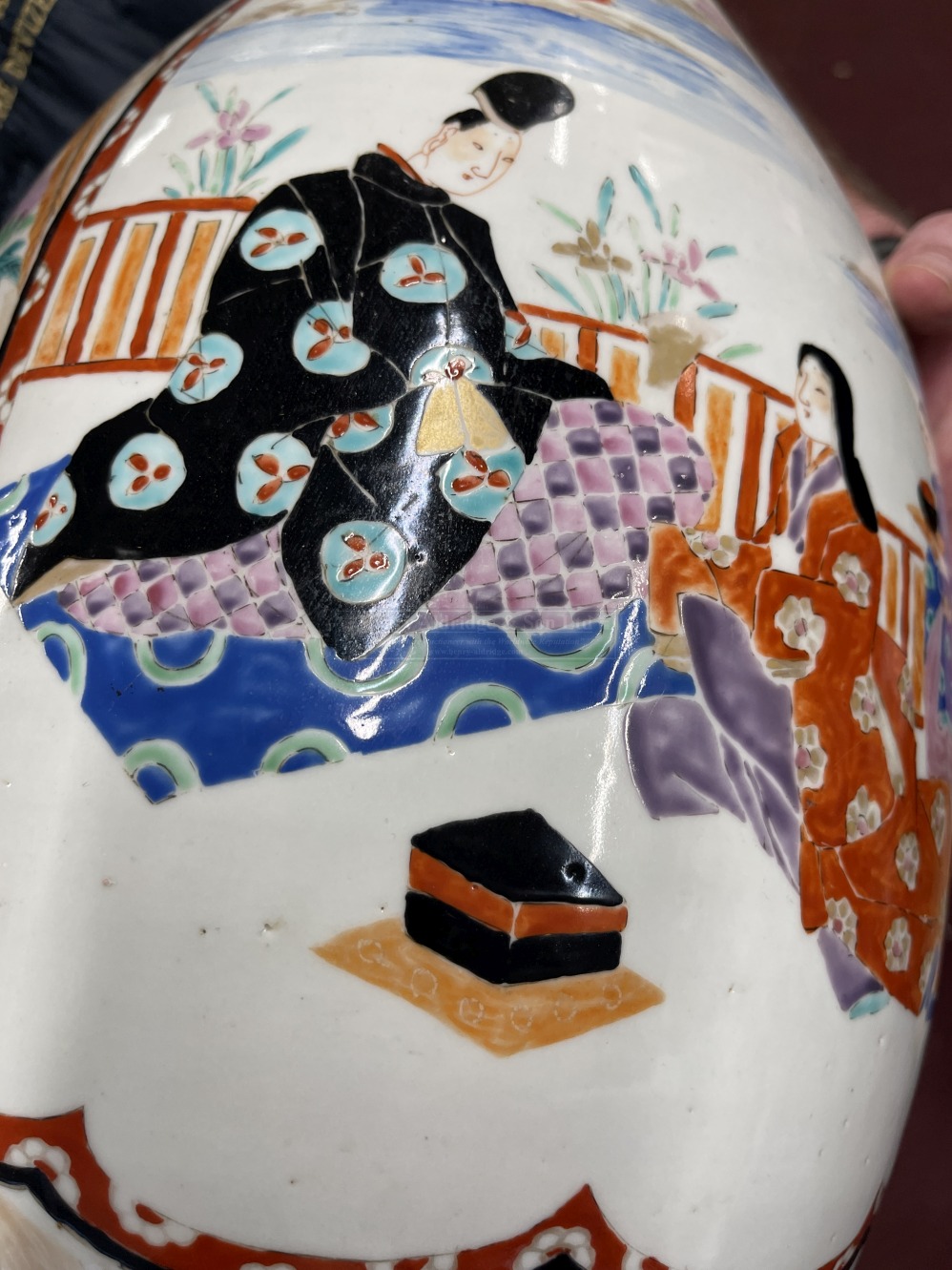 19th cent. Japanese vase with flared neck decorated with stylised scenes, reign marks to the damaged - Image 4 of 5