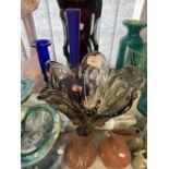 20th cent. Art glass: Tipperary lilac fluted Jack in the Pulpit vase, embellished with gilt