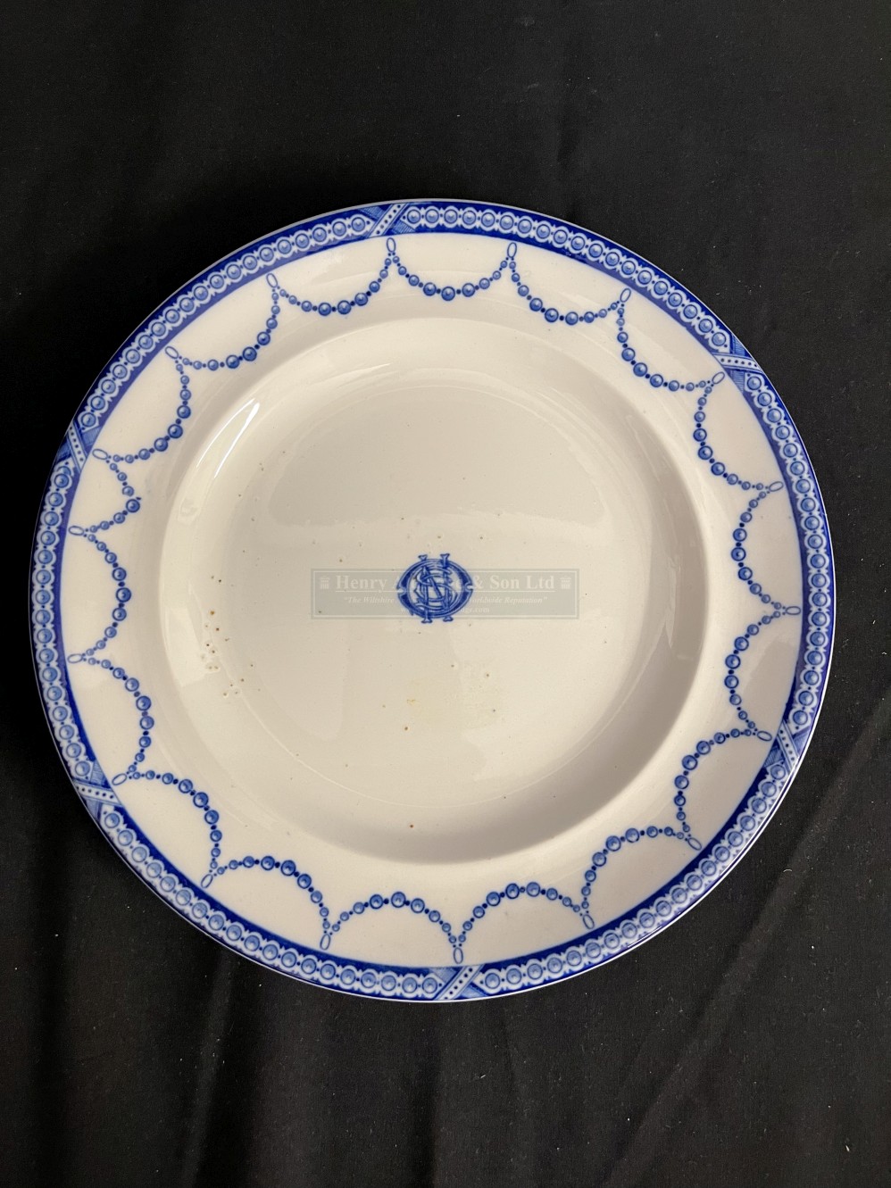 WHITE STAR LINE: Second-Class Stonier & Company/Copeland Bradford dinner plate. 9½ins.