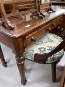 Early 20th cent. Mahogany two drawer desk on turned supports, 36ins. x 19ins. x 28ins. Plus an early