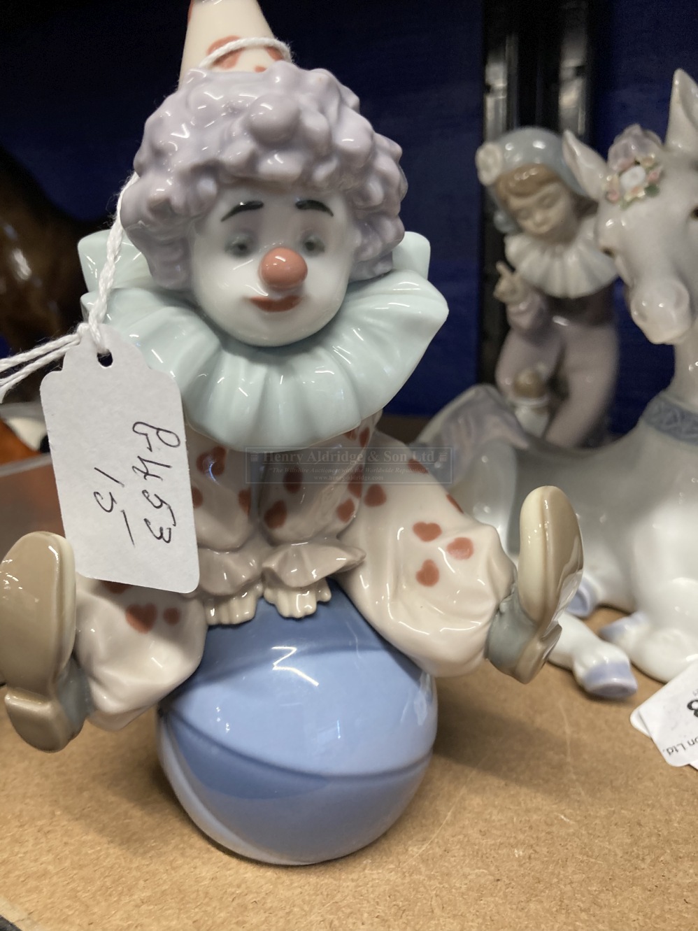 20th cent. Ceramics: Lladro Having a Ball, Clown figure & Lladro Unicorn from Fantasy series A/f. - Image 3 of 3