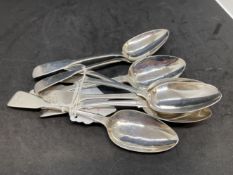 Hallmarked Silver: Set of eight silver dessert spoons, London date letter f for 1812-22. Approx.