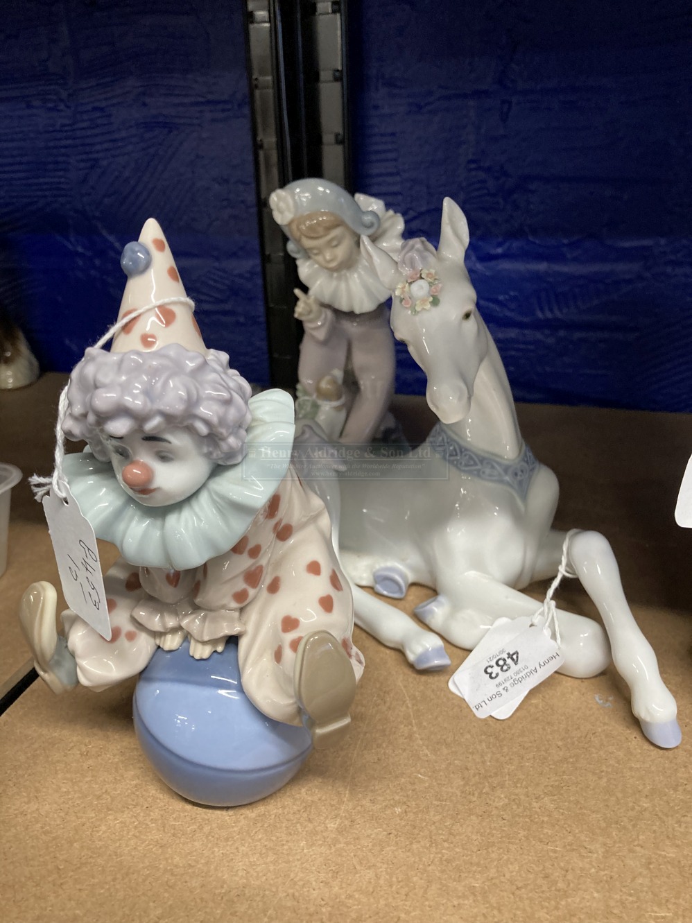 20th cent. Ceramics: Lladro Having a Ball, Clown figure & Lladro Unicorn from Fantasy series A/f.