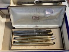 Pens: Parker sterling silver cased cross hatch pattern 'Cisele' fountain pen and propelling pencil