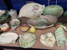 Art Deco: Carltonware, Australian salad and other ware. Approx. 30 items.
