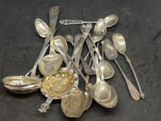 19th cent. Norwegian Silver: 13¼ pre 1891 tea strainer, sugar sifter, twist handled spoons x 5,