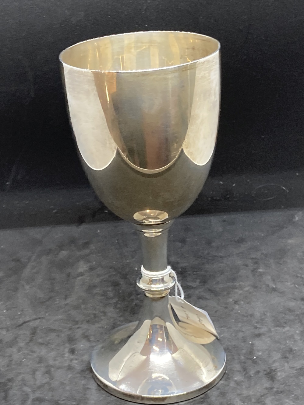 Hallmarked Silver: Goblet hallmarked Birmingham. 7½ins. Weight 6.5oz.