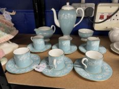 20th cent. Ceramics: Wedgwood 'Fieldfare' coffee set, coffee pot, creamer, sugar bowl, six cups