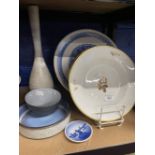 Pottery: Denmark Alumina blue flan dish, Copenhagen brown rose soup bowl, tall vase, etc. (7)