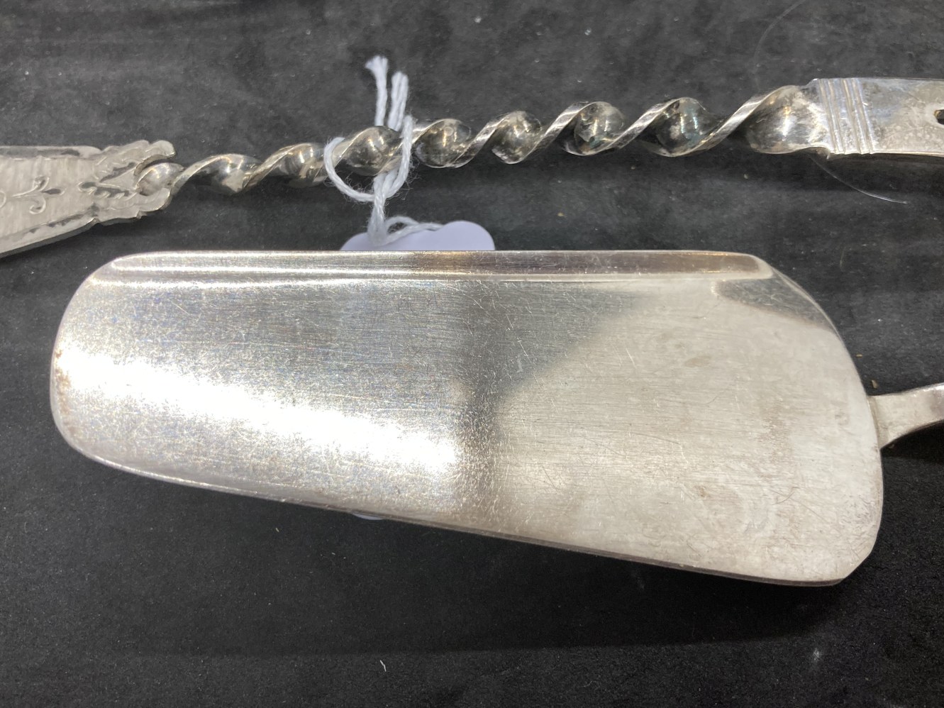 Norwegian Silver: 13¼ pre 1890 mark rectangular serving spoon, length 11ins, silver handled bread - Image 2 of 4