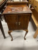 20th cent. Mahogany pot cupboard side table with drop leaves on cabriole supports. 25ins. (Extended)