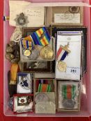Medals: Family grouping relating to the Thomsett family including