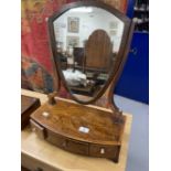 Early 20th cent. Treen, mahogany and banded dressing table mirror, three drawers beneath. 22ins. x