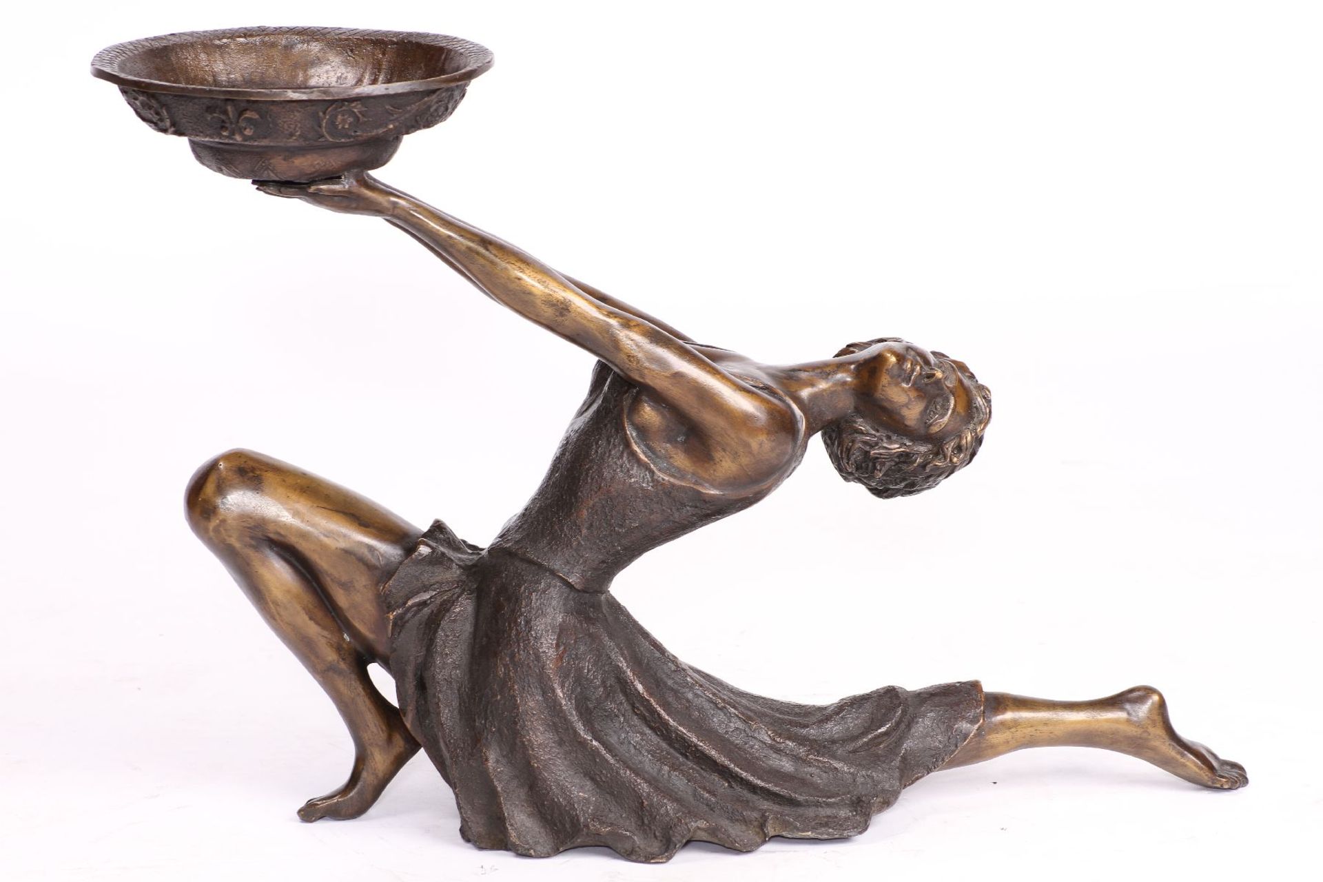 Frau, im ArtDéco-Stil, Bronze, braun u. goldbraun - Bild 3 aus 3