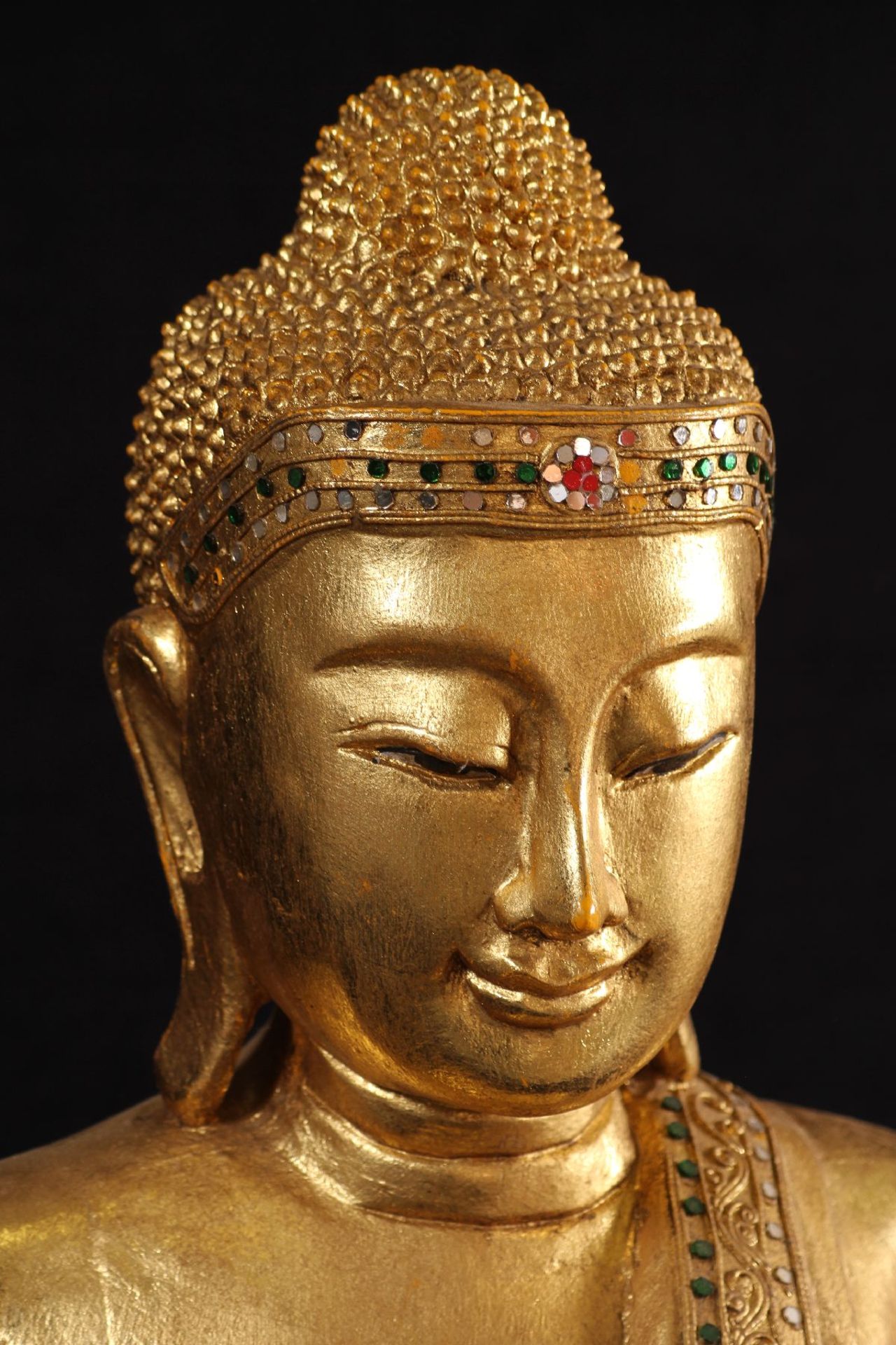 Buddha, Thailand, Tropenholz, goldfarben, bunter